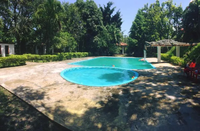 Rancho Cocodrilo Bonao piscine 1