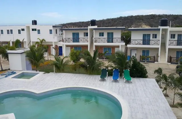 Ensenada beach resort piscine