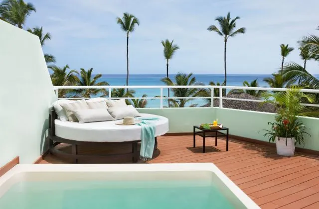Excellence Punta Cana suite avec jacuzzi terrasse vue mer