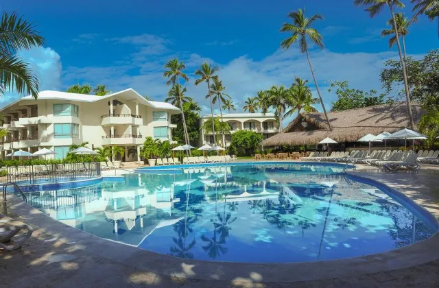 Impressive Resorts Spas Punta Cana piscine