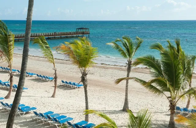 Impressive Resorts Spas Punta Cana plage El Cortecito
