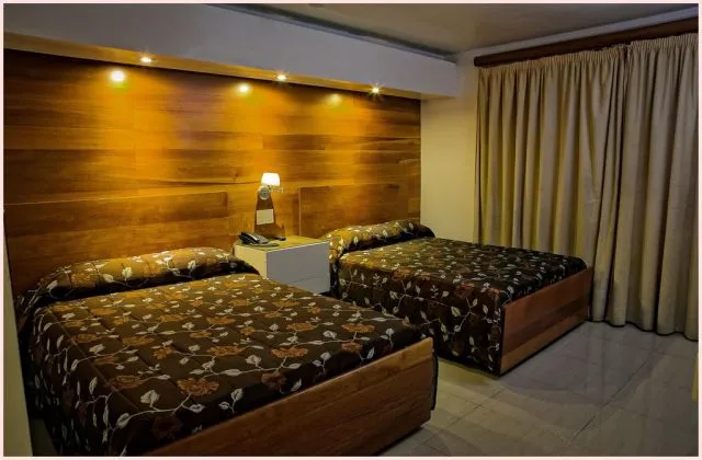 Napolitano Hotel chambre avec 2 grands lits