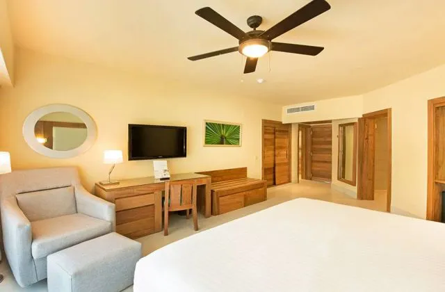 Hotel Occidental Punta Cana suite luxe