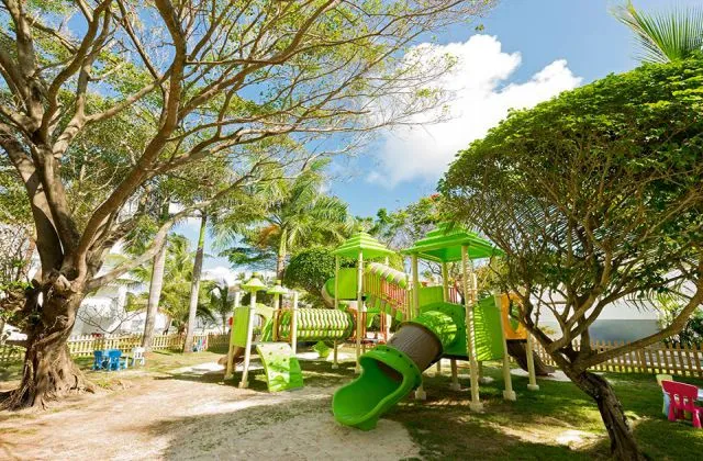 Occidental Punta Cana plage jeux pour enfants
