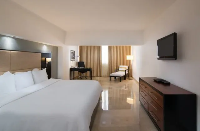 Hotel Radisson Santo Domingo chambre lit king size