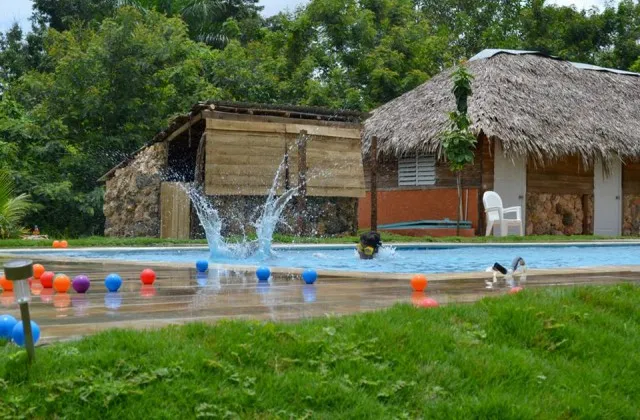Finca TerrAqua Bayaguana piscine 1
