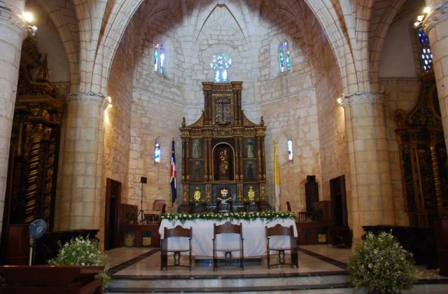 Cathedrale Santa Maria Menor Saint Domingue